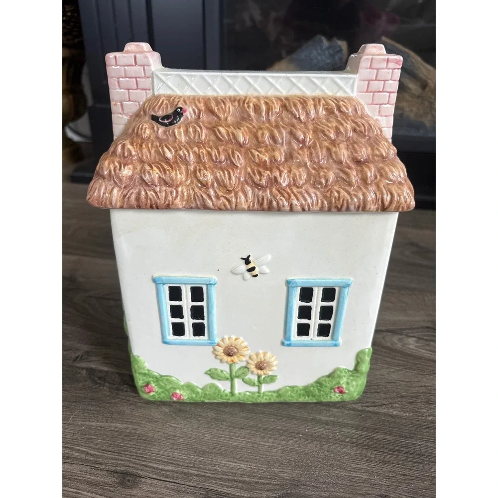 Treasure Craft Disney Bee Happy Cottage Cookie Jar Ceramic Thatched Roof House